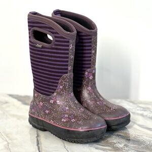 Bogs Classic Flower Stripe Waterproof Winter Boots Unisex Purple Size 13
